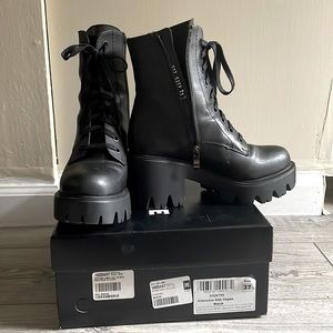 Altercore Ellla Vegan Black Boots size 37 (US 6)